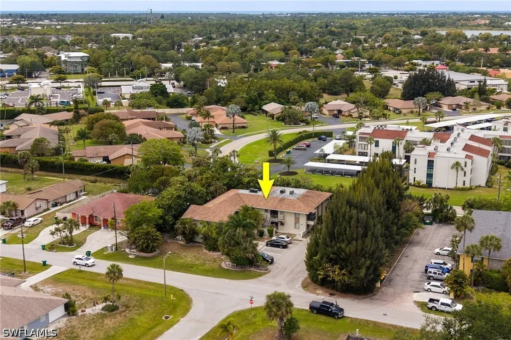 4300 Gulfstream Drive Naples FL 34112
