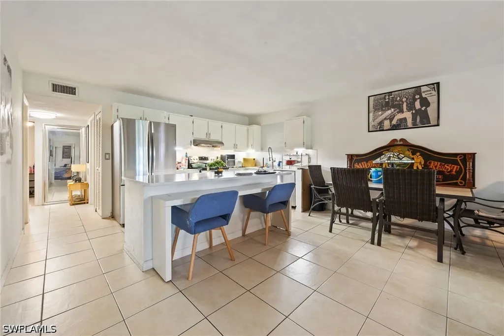 4300 Gulfstream Drive Naples FL 34112