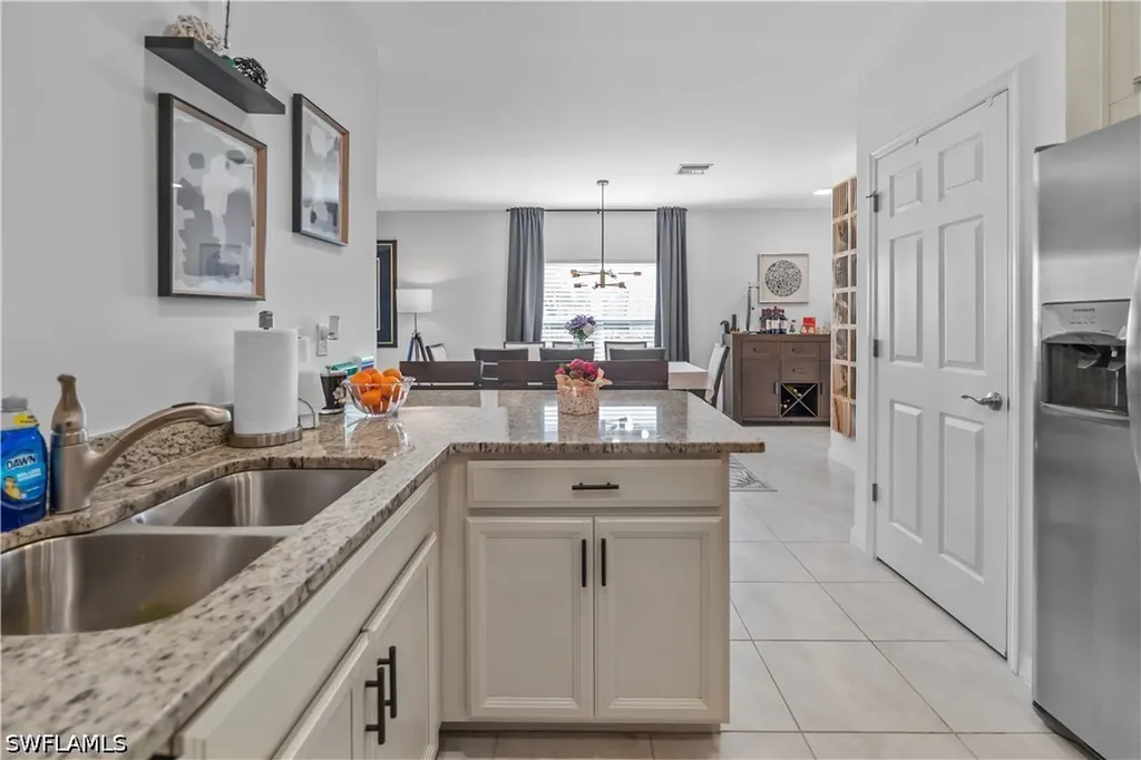 3719 Crofton Court Fort Myers FL 33916