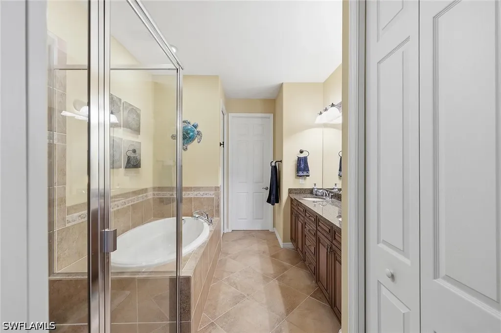 8986 Cambria Circle Naples FL 34113