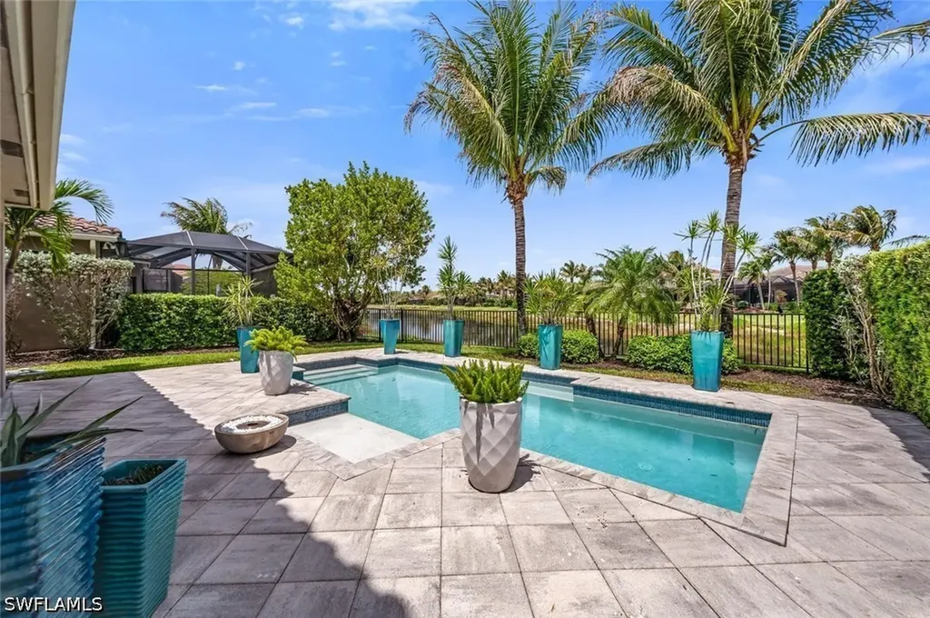 13539 Mandarin Circle Naples FL 34109