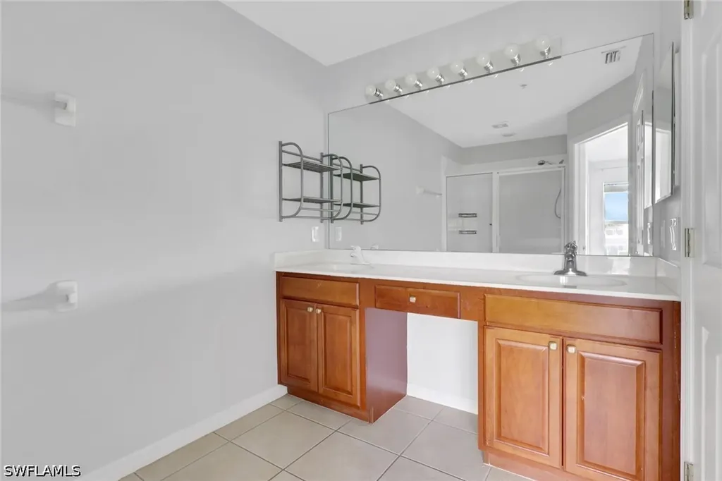 937 Hampton Circle Naples FL 34105