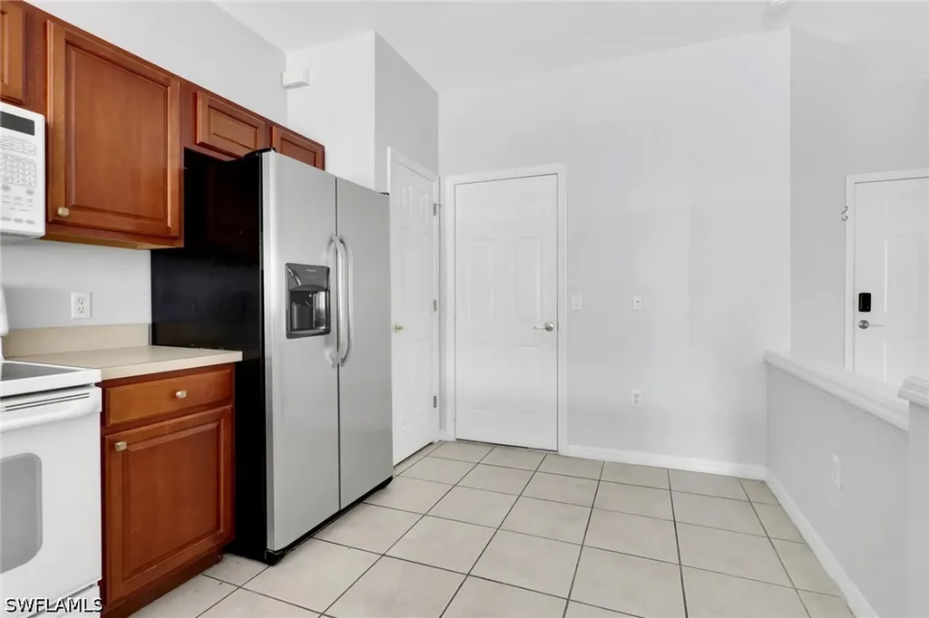 937 Hampton Circle Naples FL 34105
