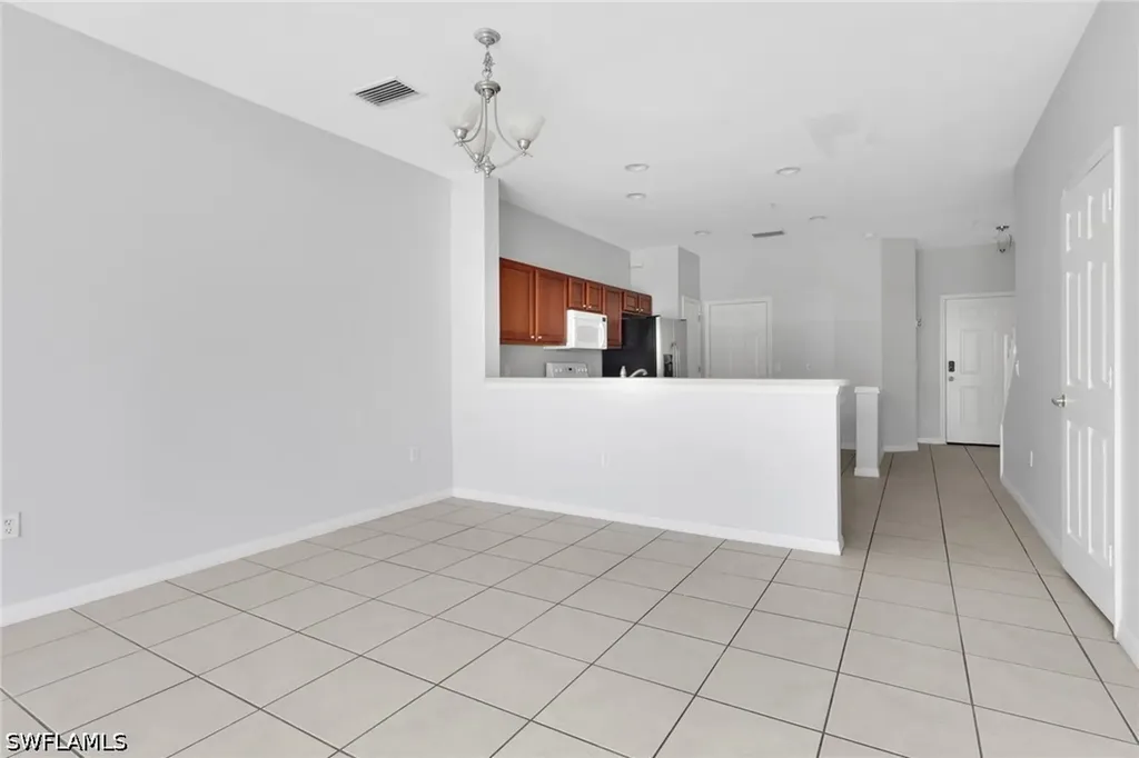 937 Hampton Circle Naples FL 34105