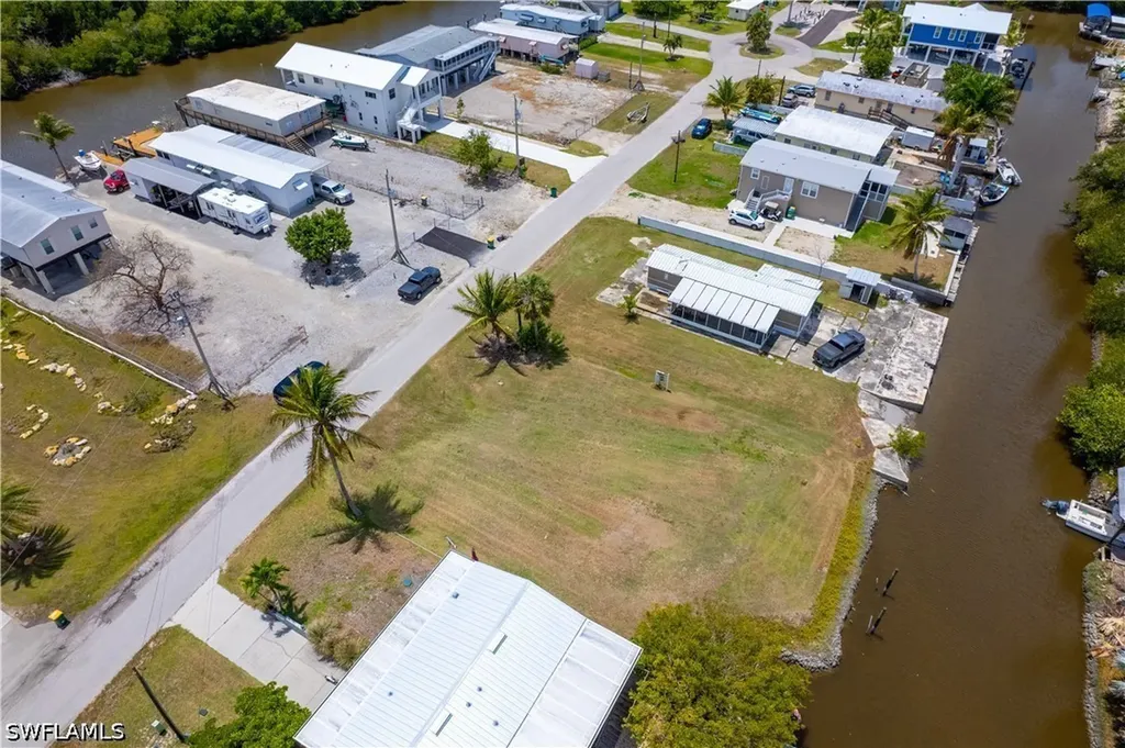 88 W Flamingo Drive Plantation Island FL 34141
