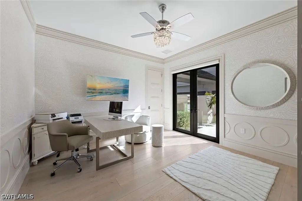 6536 Highcroft Drive Naples FL 34119
