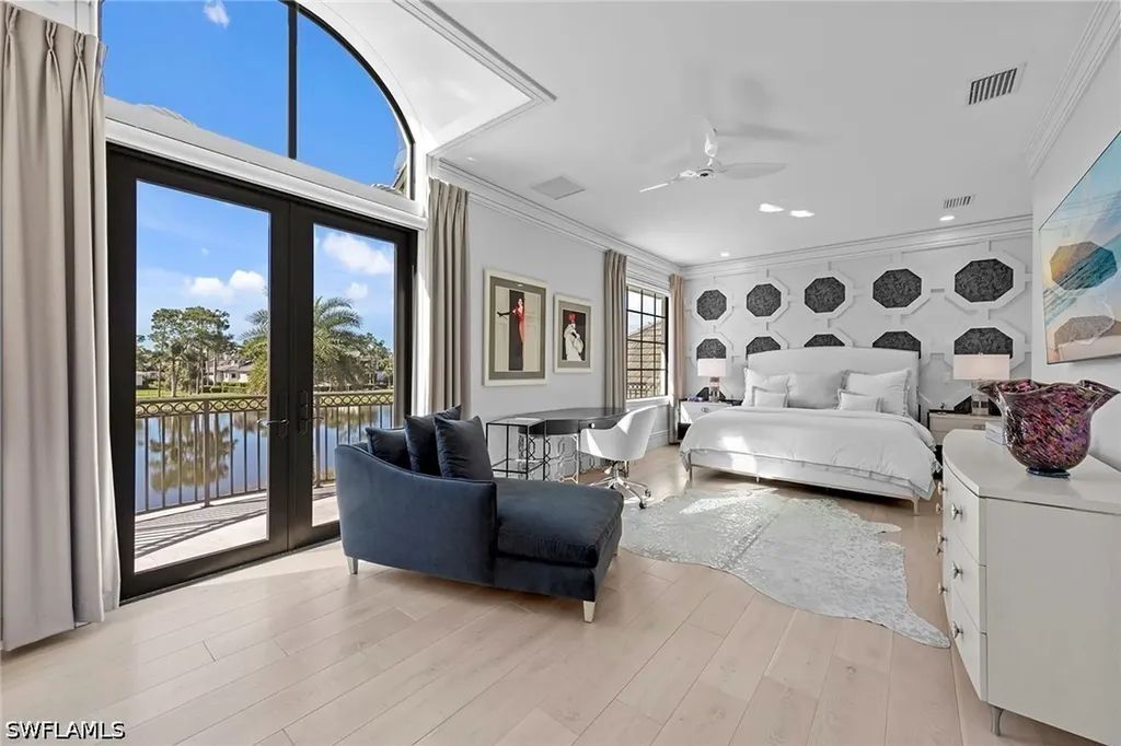 6536 Highcroft Drive Naples FL 34119