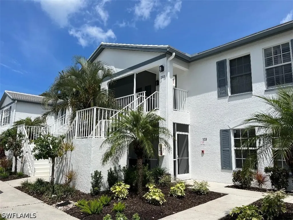 853 Tanbark Drive Naples FL 34108