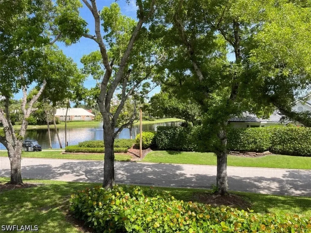 853 Tanbark Drive Naples FL 34108