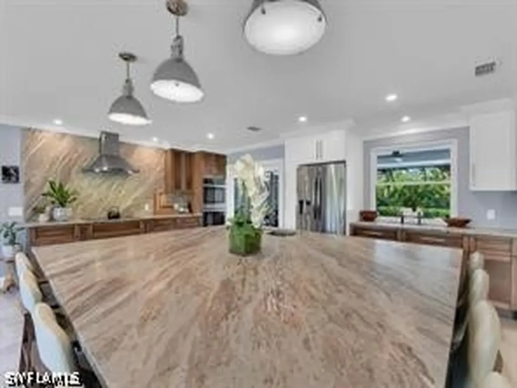 1902 Princess Court Naples FL 34110