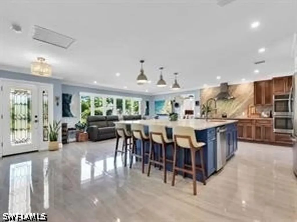 1902 Princess Court Naples FL 34110