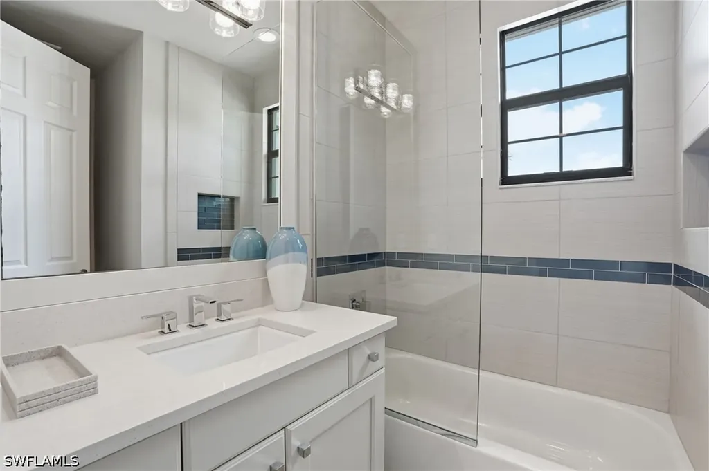 4220 Amelia Way Naples FL 34119