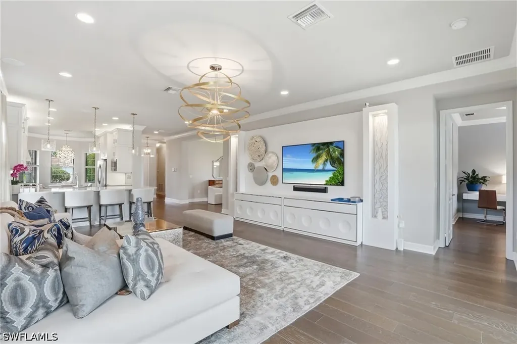 4220 Amelia Way Naples FL 34119