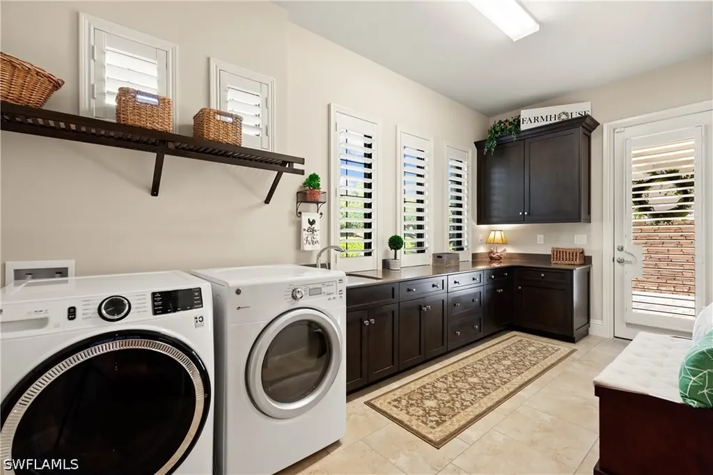 3987 Brynwood Drive Naples FL 34119