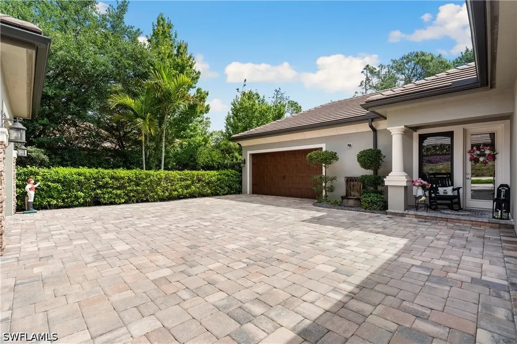 3987 Brynwood Drive Naples FL 34119