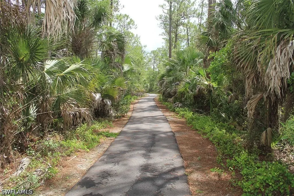 3924 Forest Glen Boulevard Naples FL 34114