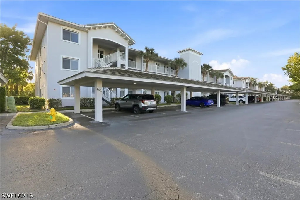 7819 Regal Heron Circle Naples FL 34104