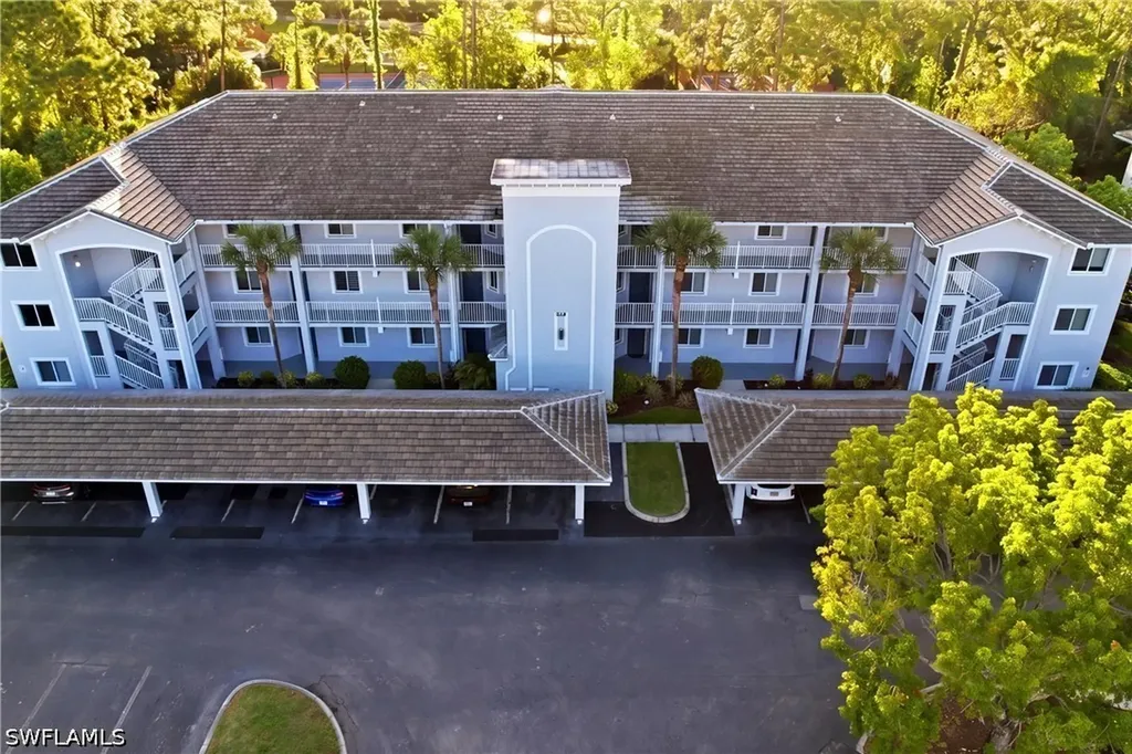 7819 Regal Heron Circle Naples FL 34104