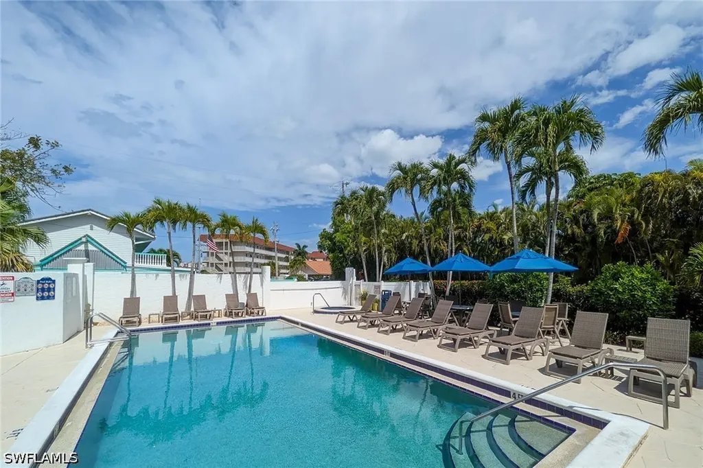 140 Palm Street Marco Island FL 34145