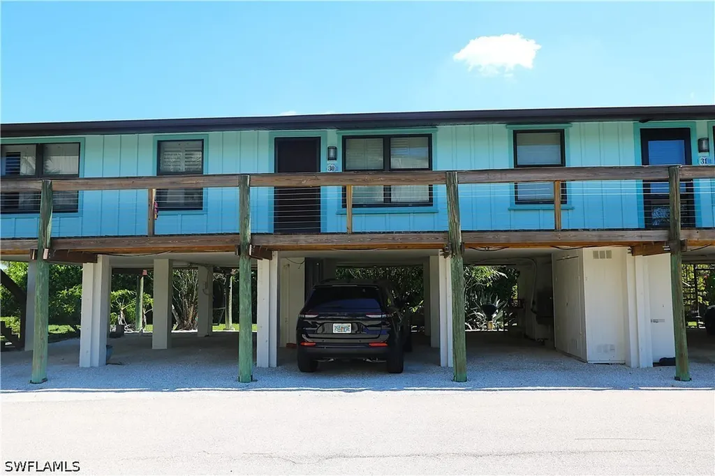 611 Palm Avenue Coon Key Pass Fishing Village FL 34140