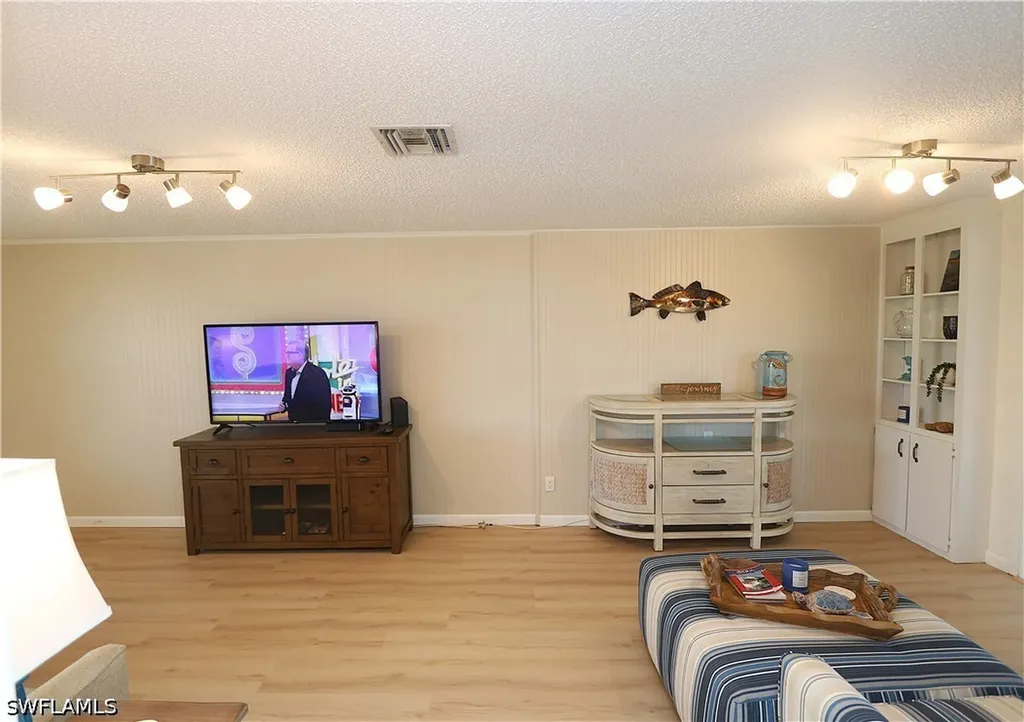 611 Palm Avenue Coon Key Pass Fishing Village FL 34140