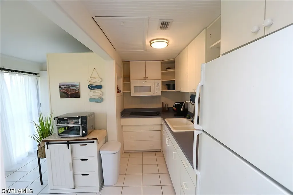 611 Palm Avenue Coon Key Pass Fishing Village FL 34140
