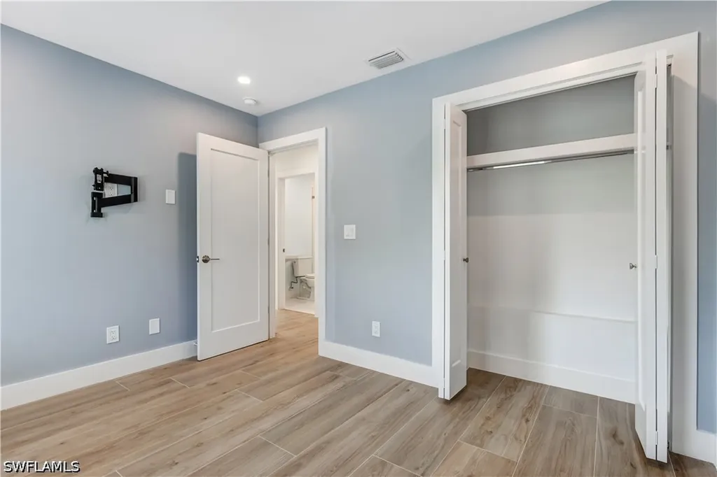 1019 7th Street S Naples FL 34102