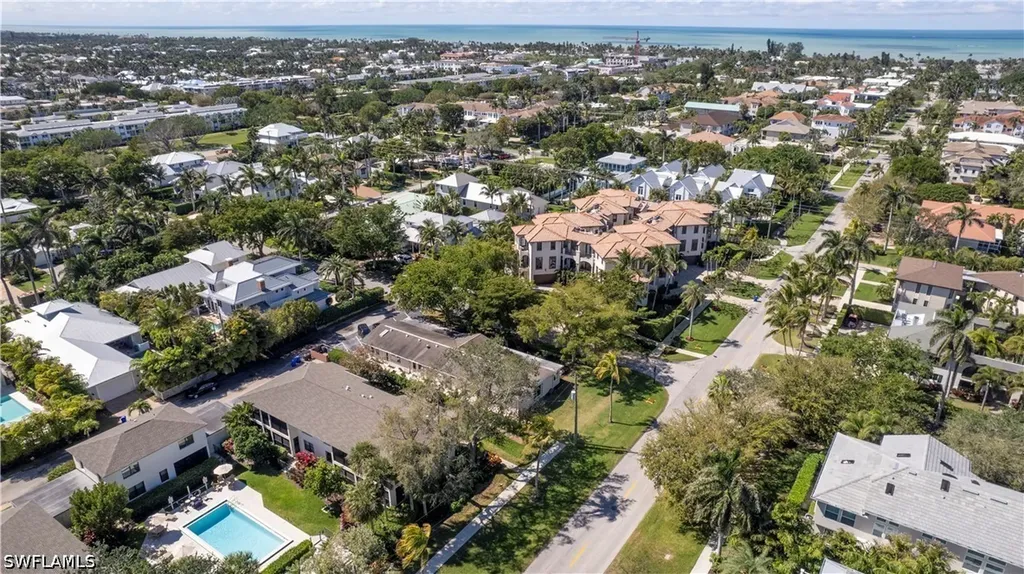 1019 7th Street S Naples FL 34102