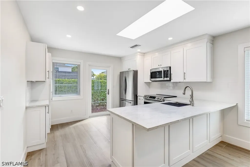 1019 7th Street S Naples FL 34102