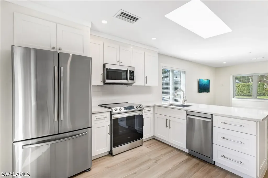 1019 7th Street S Naples FL 34102