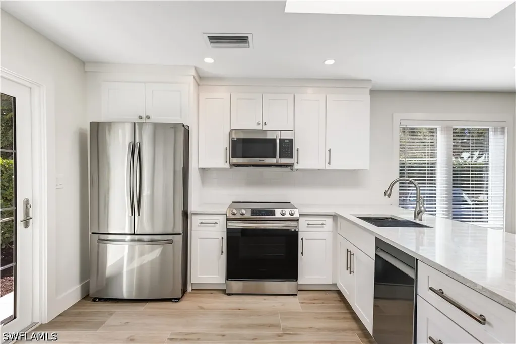 1019 7th Street S Naples FL 34102
