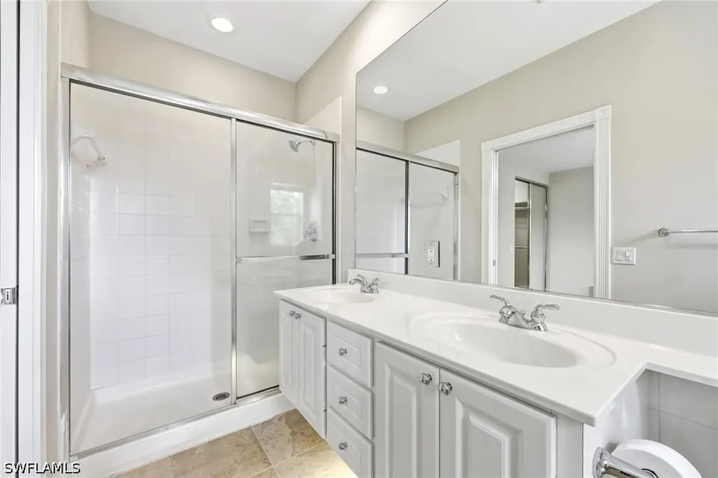7821 Veronawalk Boulevard Naples FL 34114