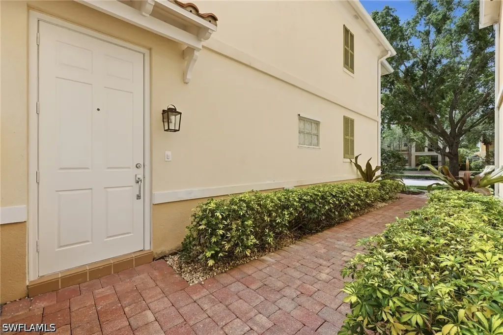7821 Veronawalk Boulevard Naples FL 34114