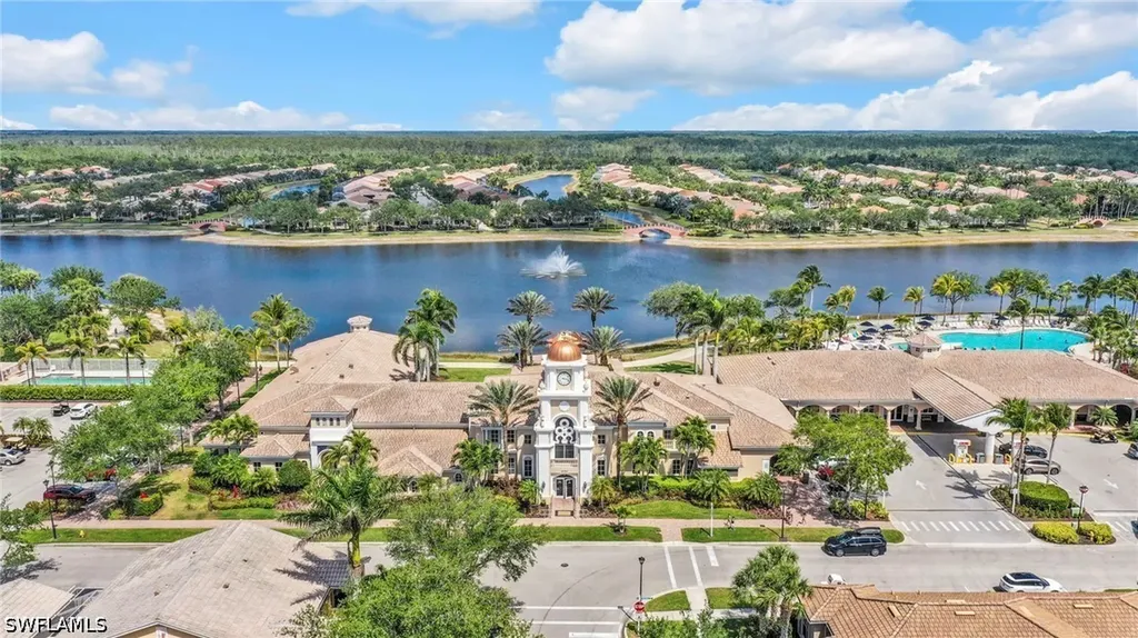 7821 Veronawalk Boulevard Naples FL 34114