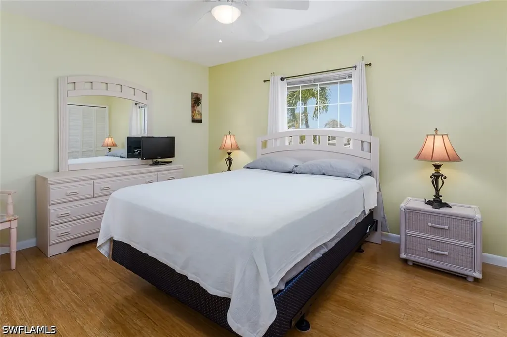 138 Clyburn Way W Marco Island FL 34145