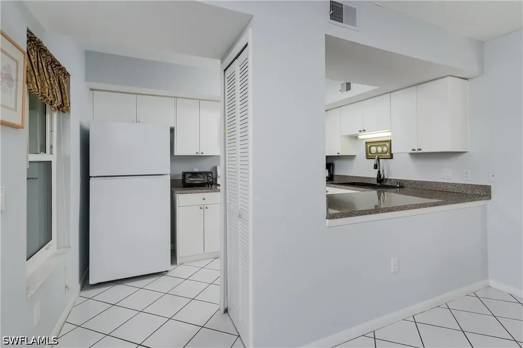 138 Clyburn Way W Marco Island FL 34145