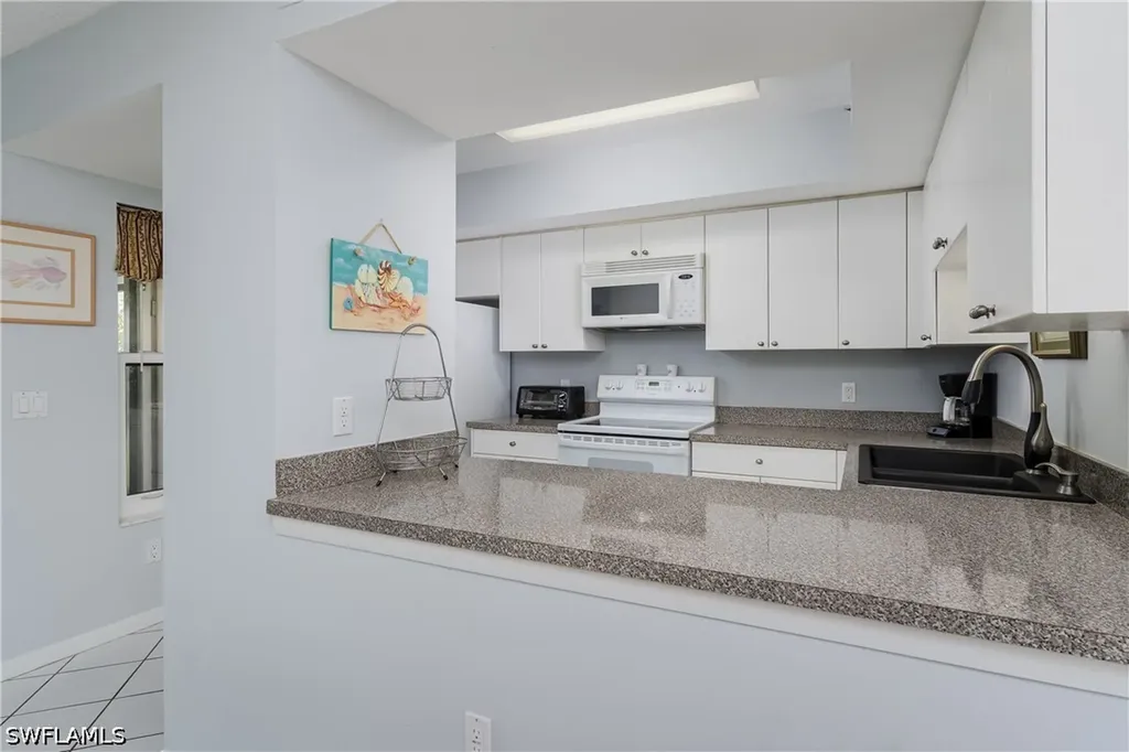 138 Clyburn Way W Marco Island FL 34145