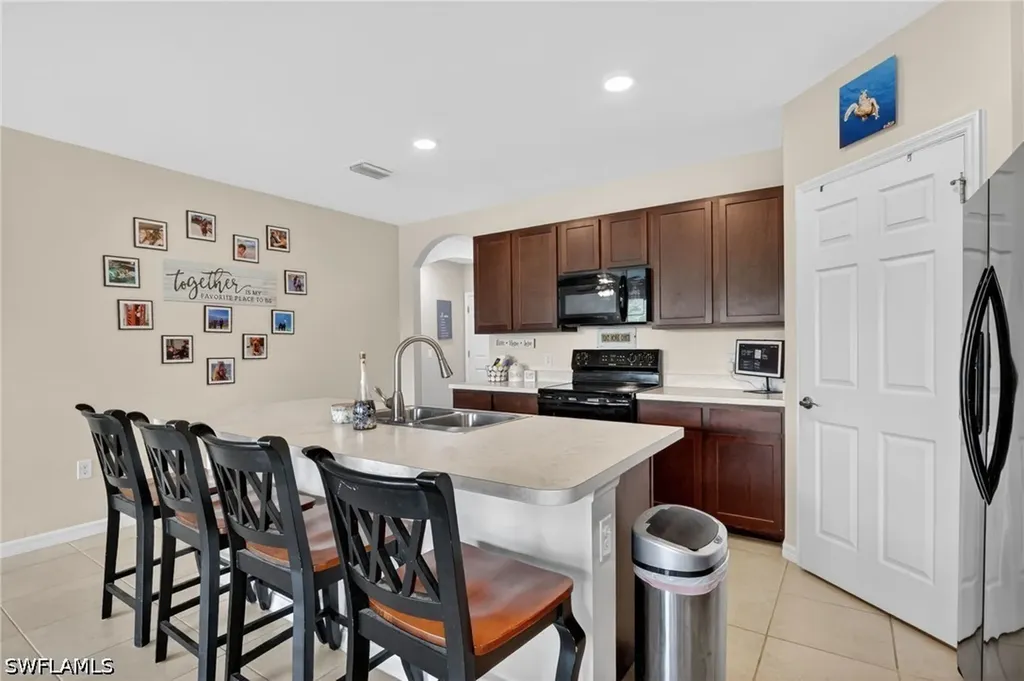 3425 Cancun Court Cape Coral FL 33909