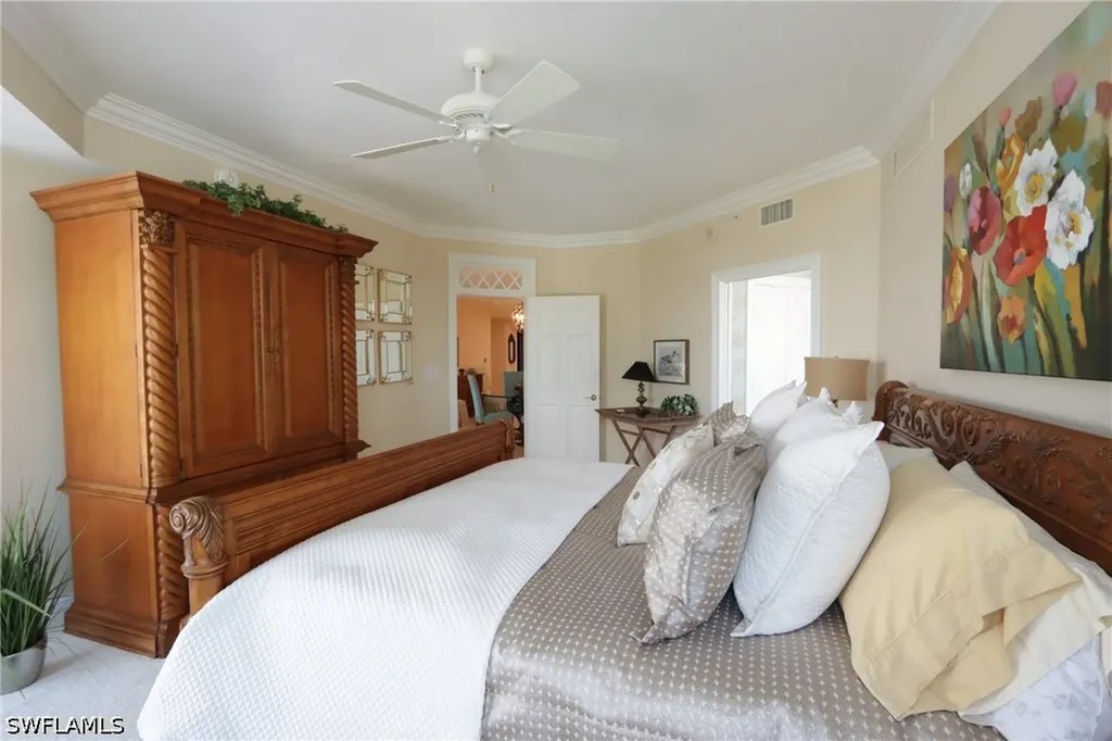 60 Seagate Drive Naples FL 34103