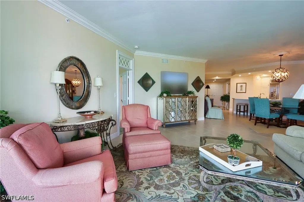 60 Seagate Drive Naples FL 34103