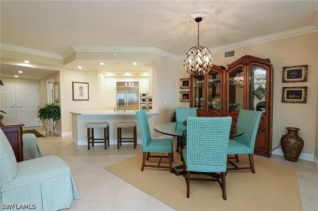60 Seagate Drive Naples FL 34103
