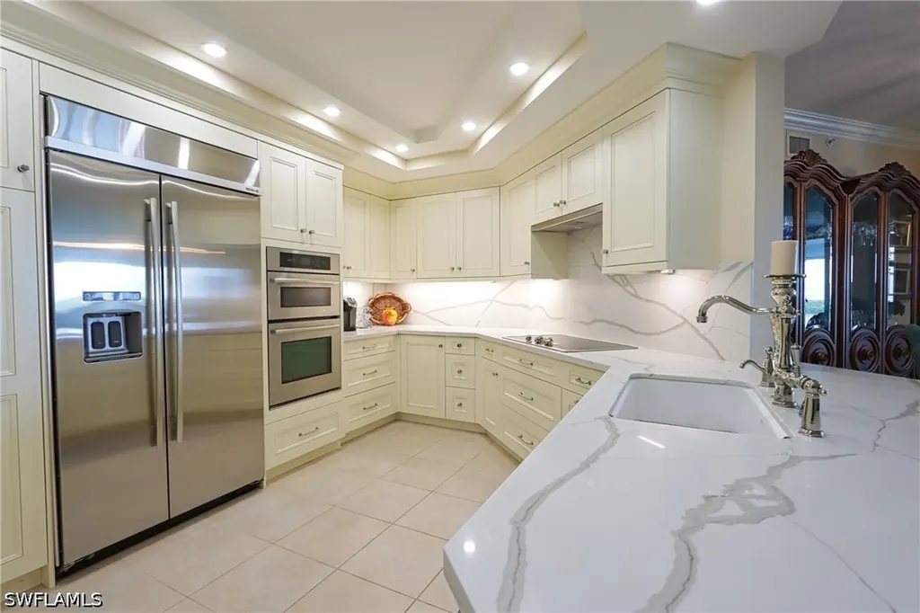 60 Seagate Drive Naples FL 34103