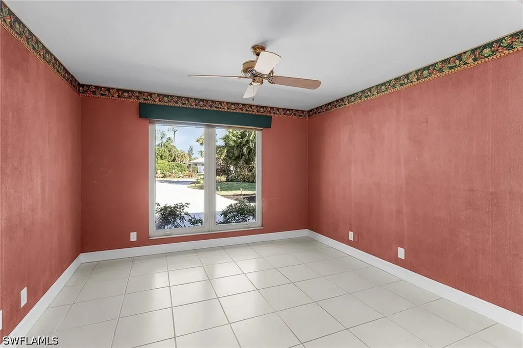 2377 Kings Lake Boulevard Naples FL 34112
