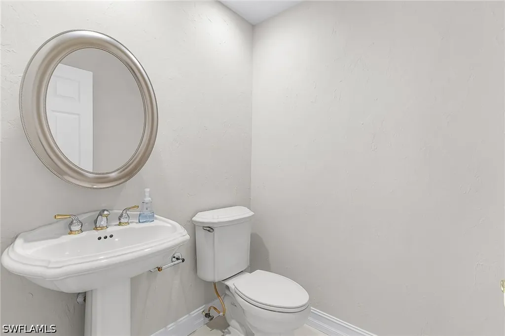 2377 Kings Lake Boulevard Naples FL 34112