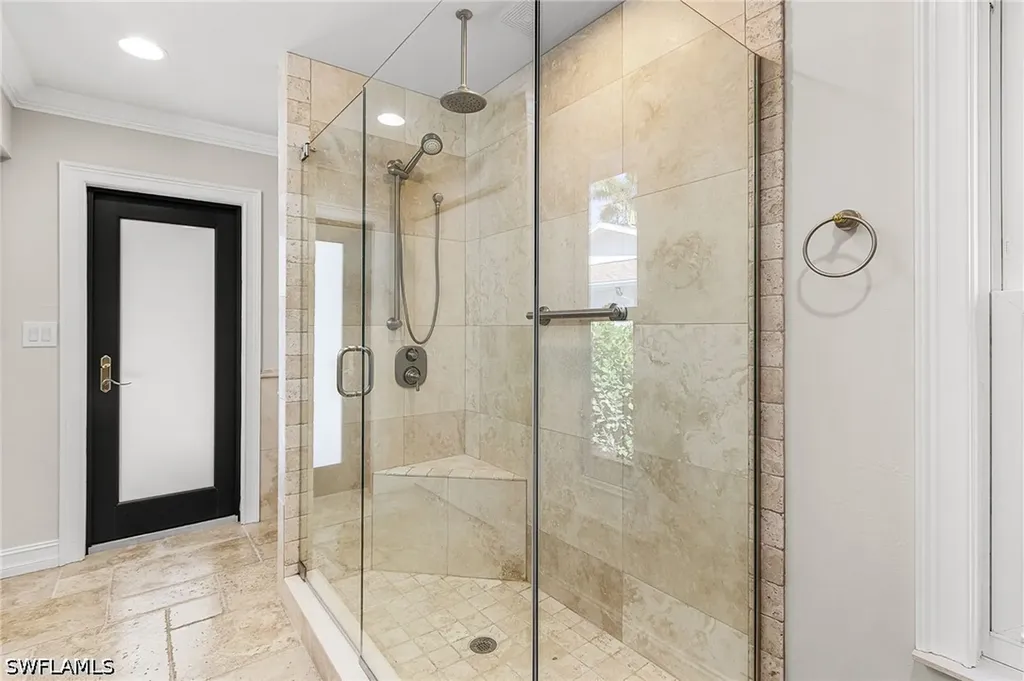 2377 Kings Lake Boulevard Naples FL 34112