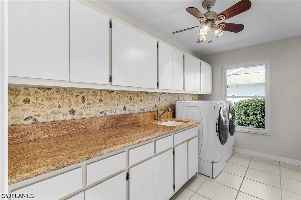 2377 Kings Lake Boulevard Naples FL 34112