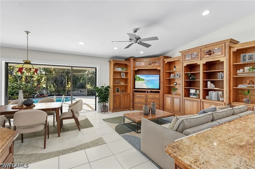 2377 Kings Lake Boulevard Naples FL 34112