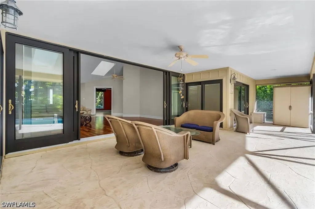 2377 Kings Lake Boulevard Naples FL 34112