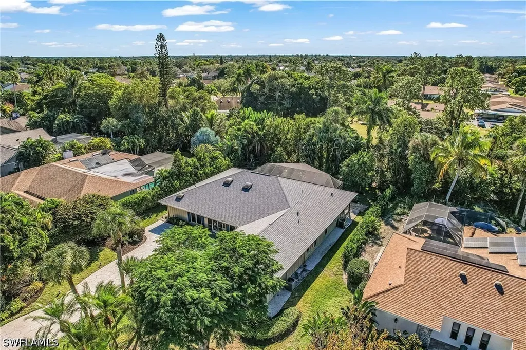 2377 Kings Lake Boulevard Naples FL 34112