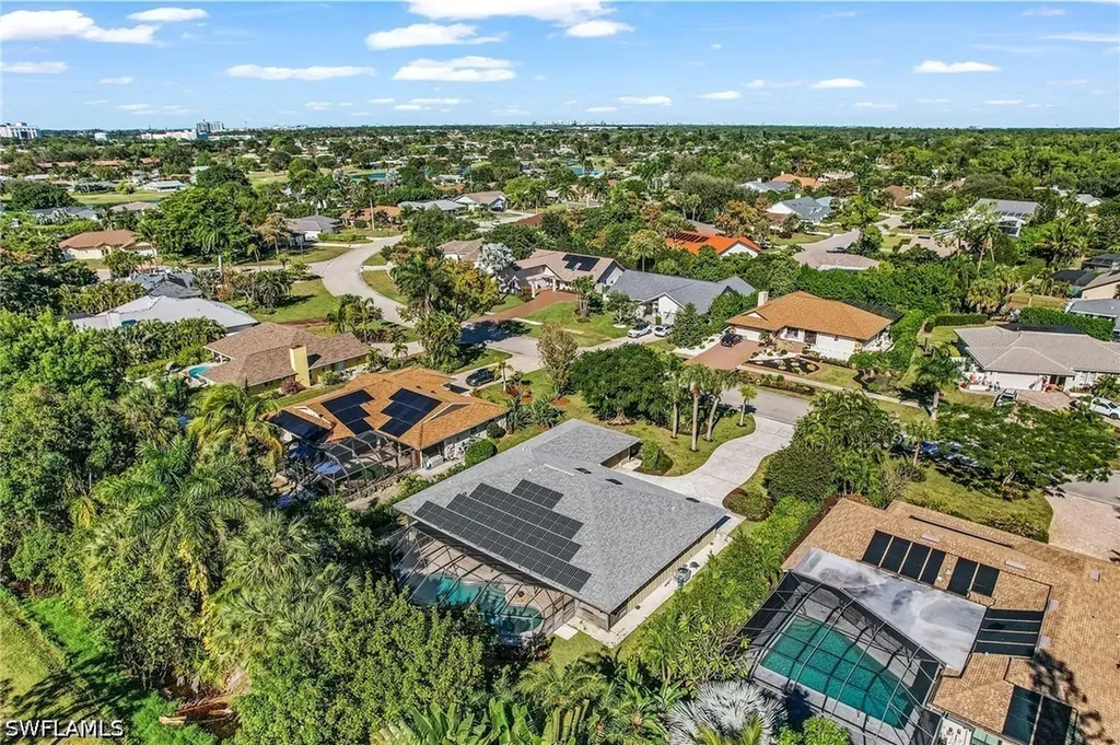 2377 Kings Lake Boulevard Naples FL 34112